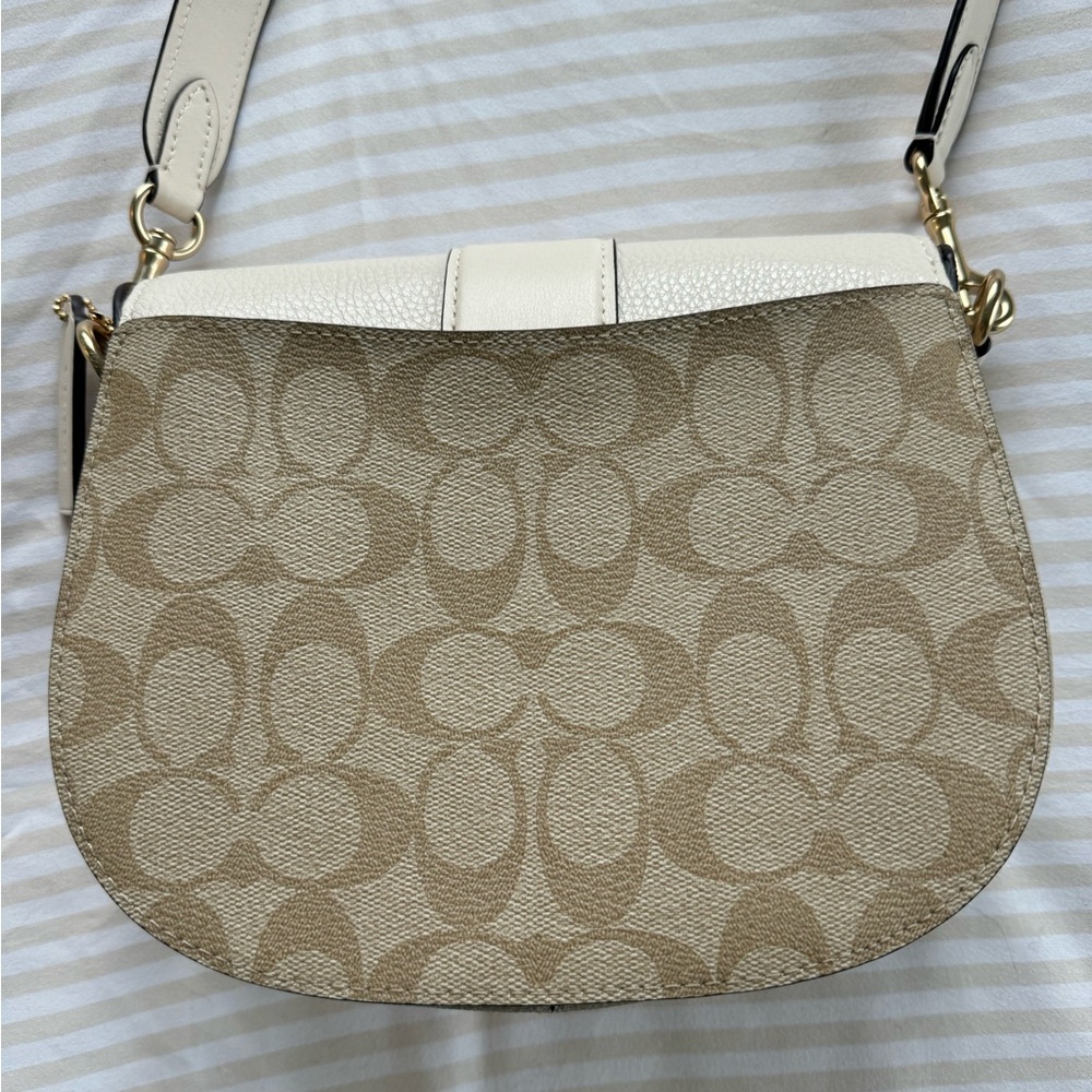 Coach Saddle Bag - Picture 8 of 11